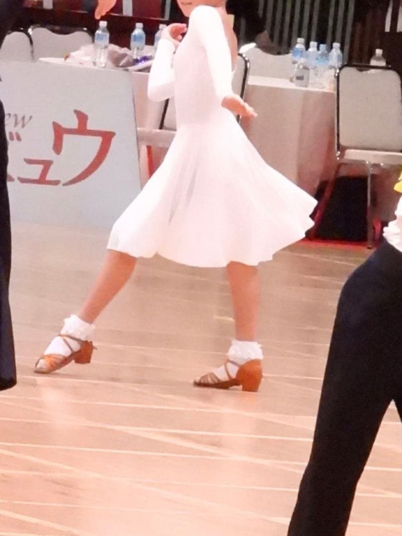 社交ダンス　ジュブナイルドレス　白