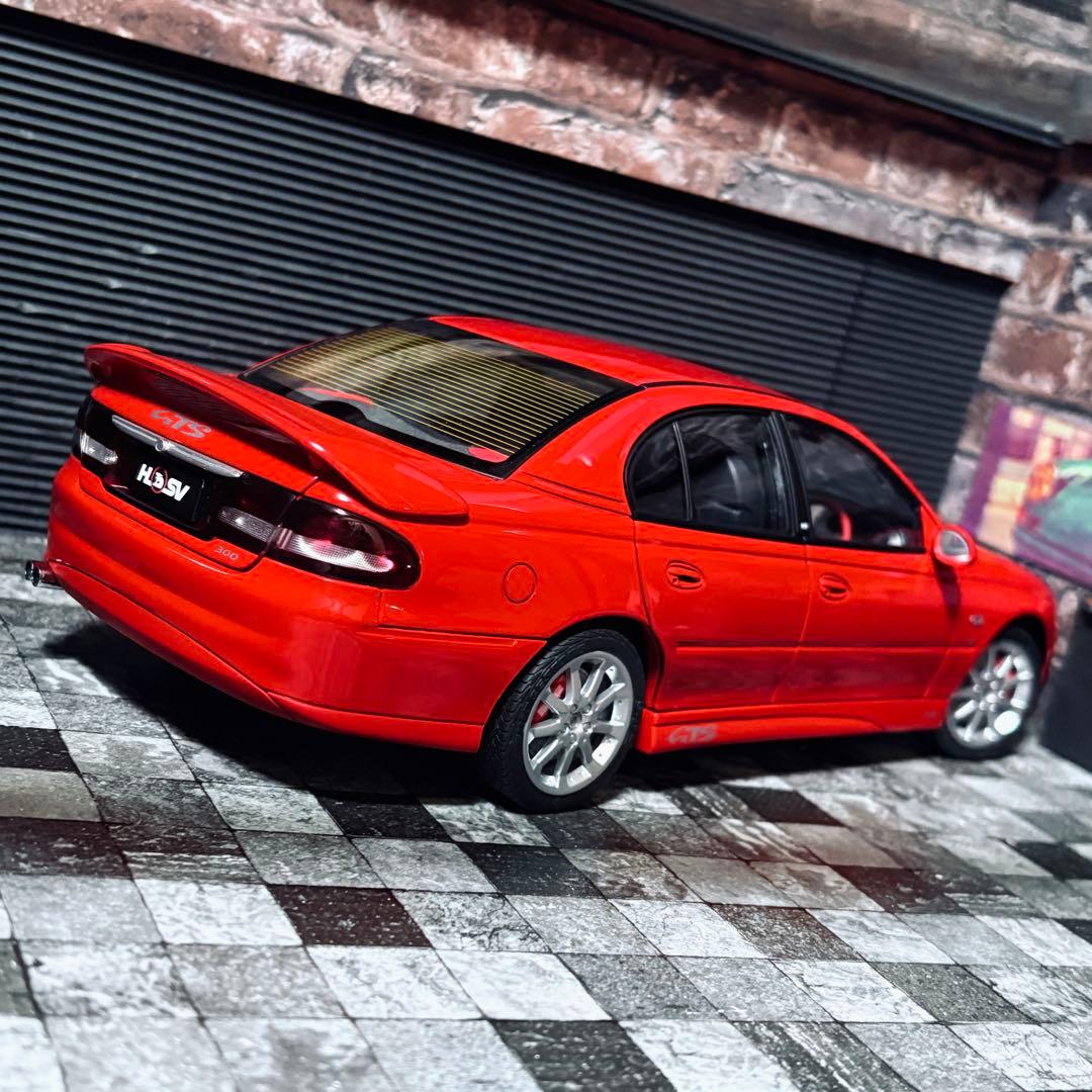 国内未入荷 1/18 AUTOart HSV VT2 GTS 300kw