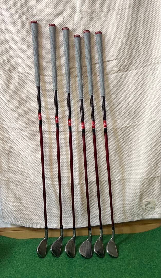 ステルス　レディースアイアン６本セット　フレックスL　テーラーメイド