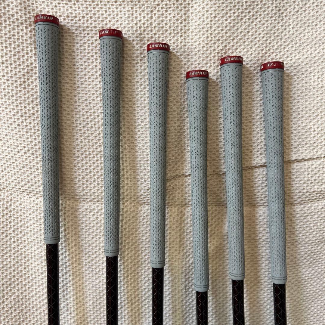 ステルス　レディースアイアン６本セット　フレックスL　テーラーメイド