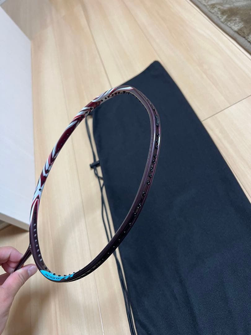 YONEX アストロクス100zz 4U6