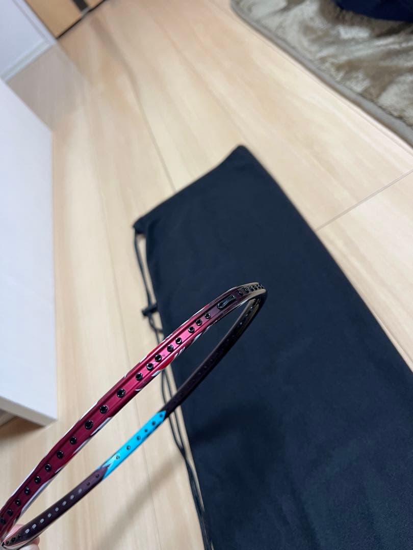 YONEX アストロクス100zz 4U6