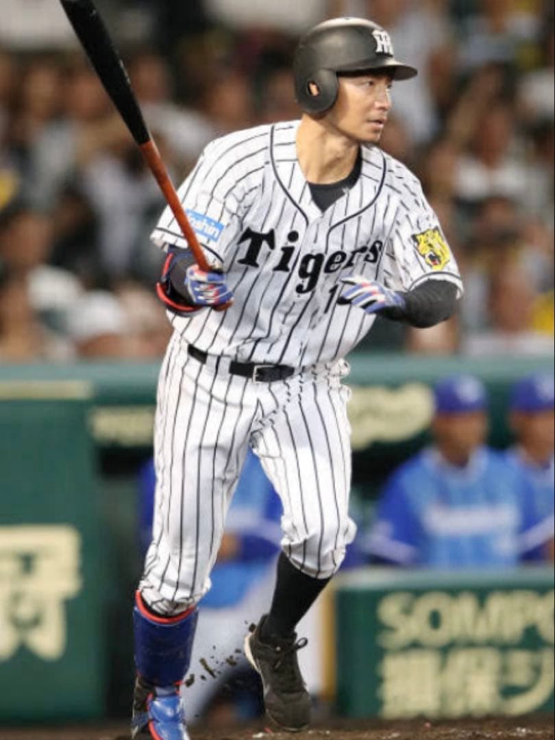 ミズノ製阪神タイガース白牙ユニホーム 鳥谷敬ユニフォーム1番L size