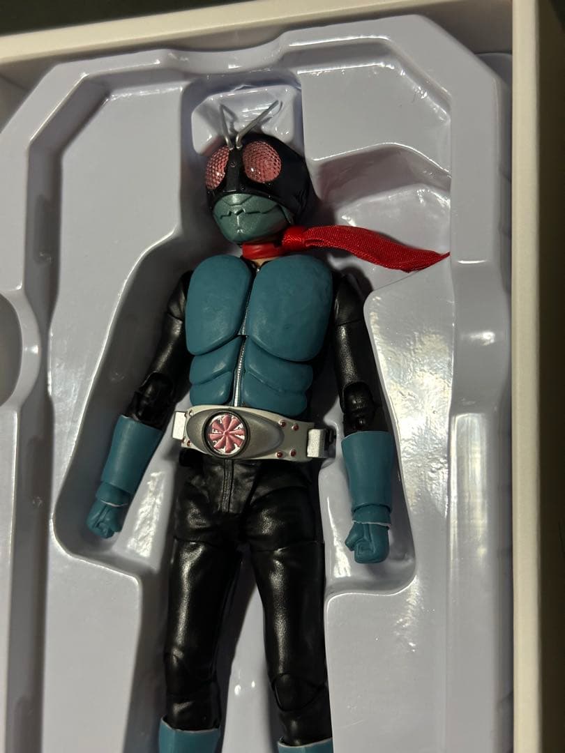 S.H.Figuarts（真骨彫製法）　仮面ライダー旧１号