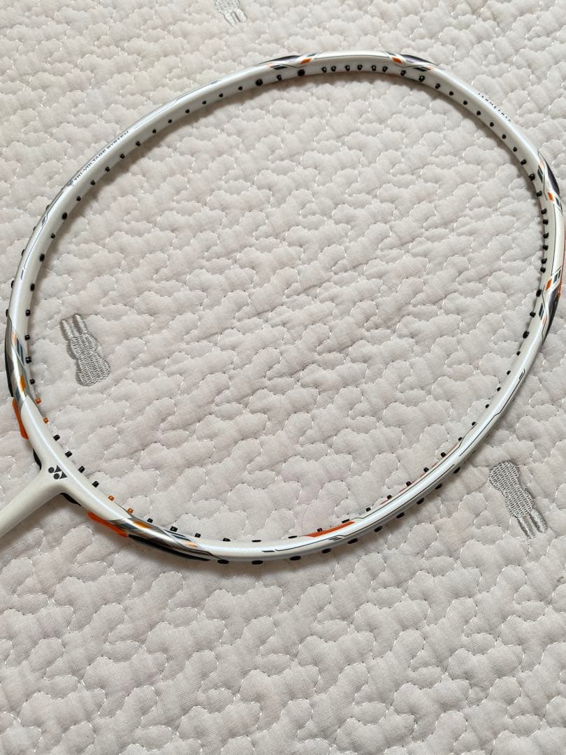 ヨネックス ボルトリック70 Etune 4UG5 ラケット　YONEX