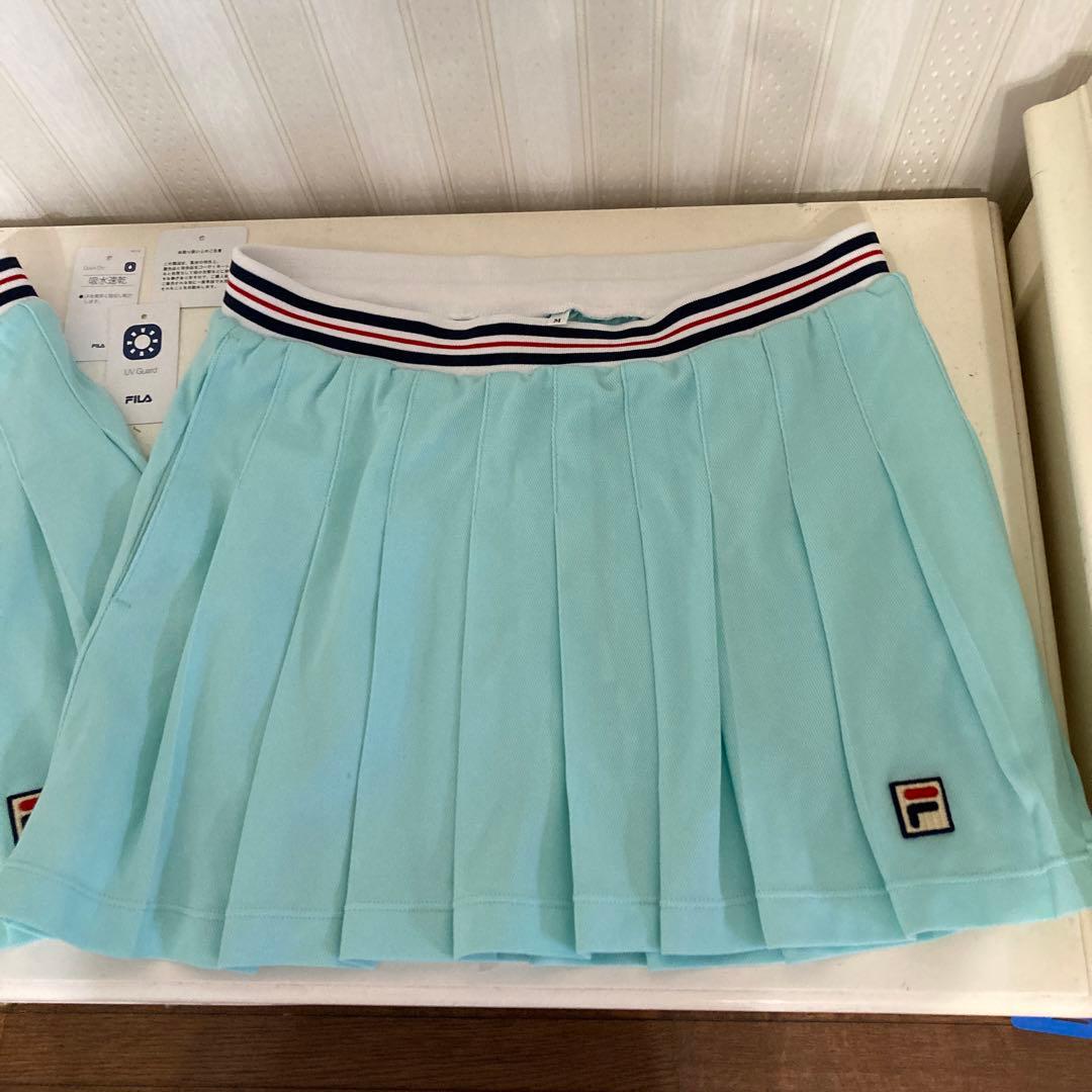 FILA 水色 プリーツスカート　SとMサイズ