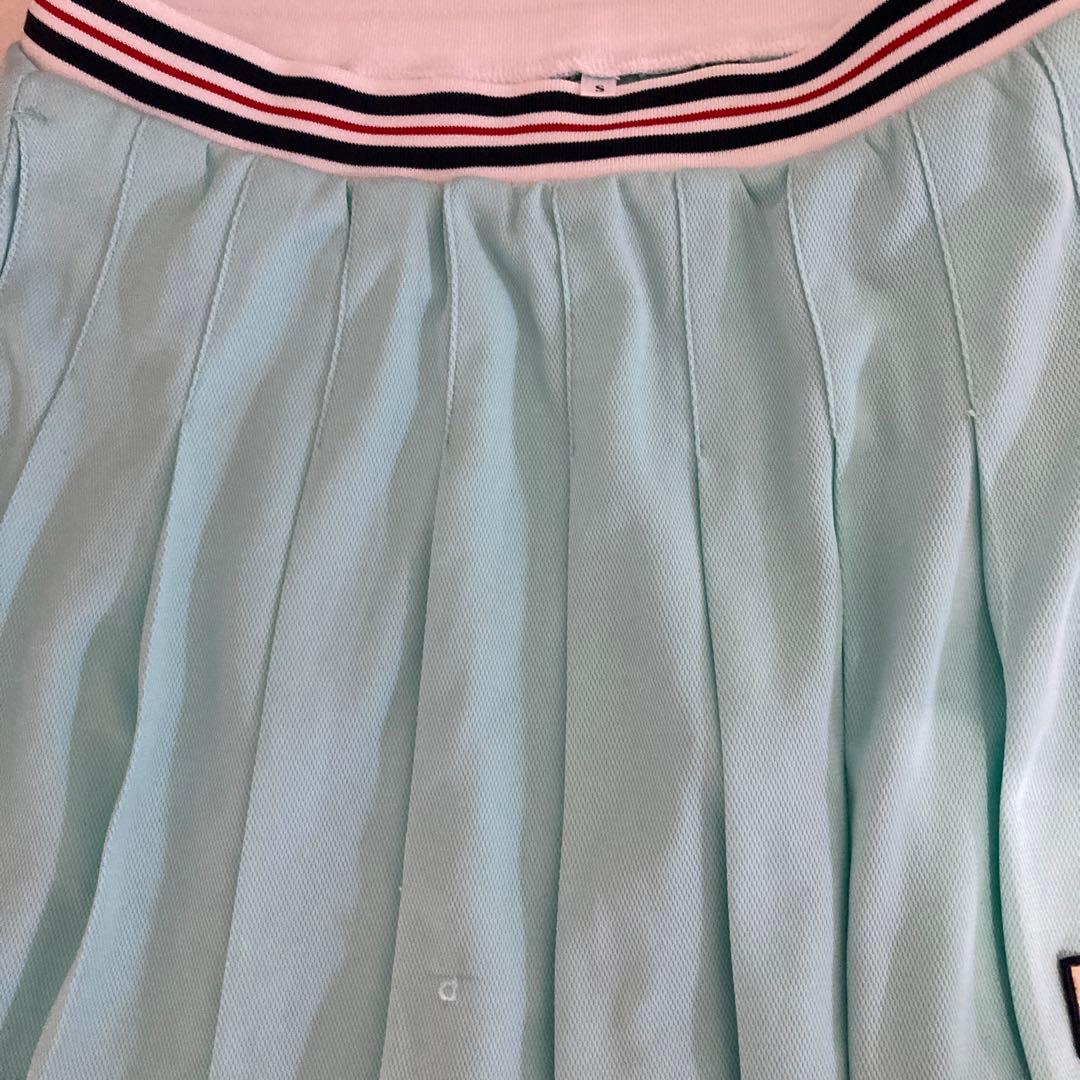 FILA 水色 プリーツスカート　SとMサイズ