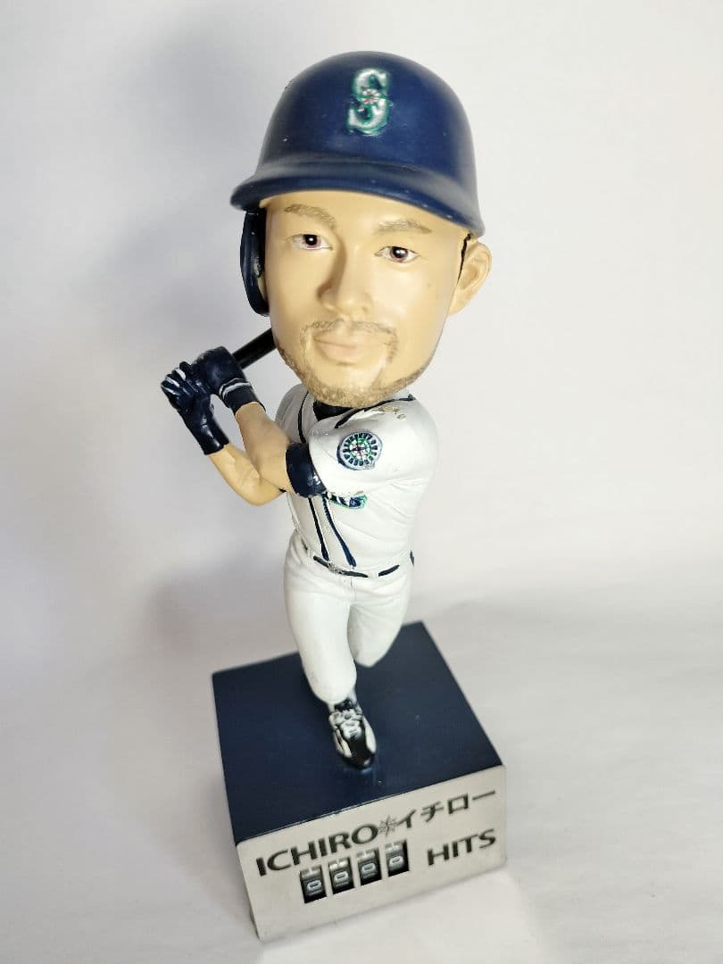 イチロー／”ヒットカウンター” ボブルヘッド人形 (シアトル・マリナーズ）