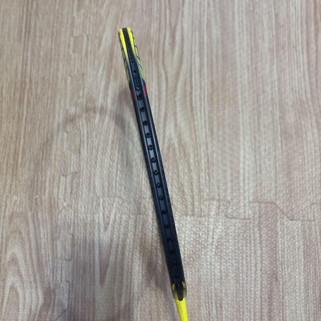 【限定】ボルトリックZフォース2 リンダンモデル 4UG5 YONEX 人気廃盤