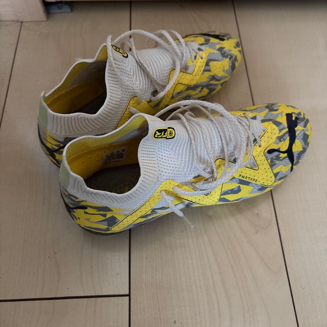 Puma イエロー迷彩 スパイク