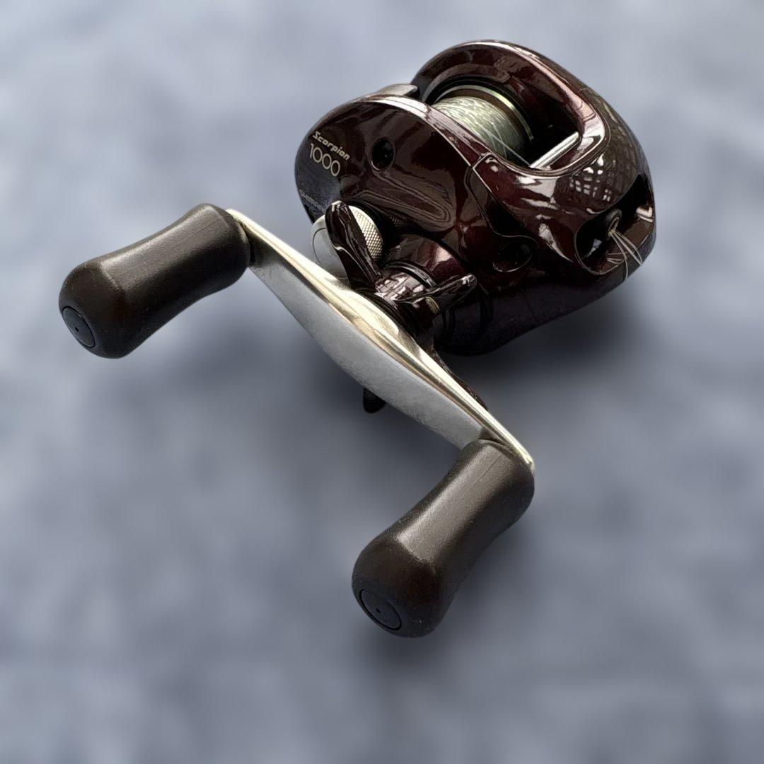 Shimano Scorpion 1000 ベイトリール　RH