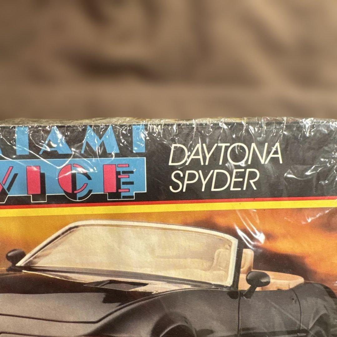 自動車 Miami Vice Ferrari Testarossa & Daytona