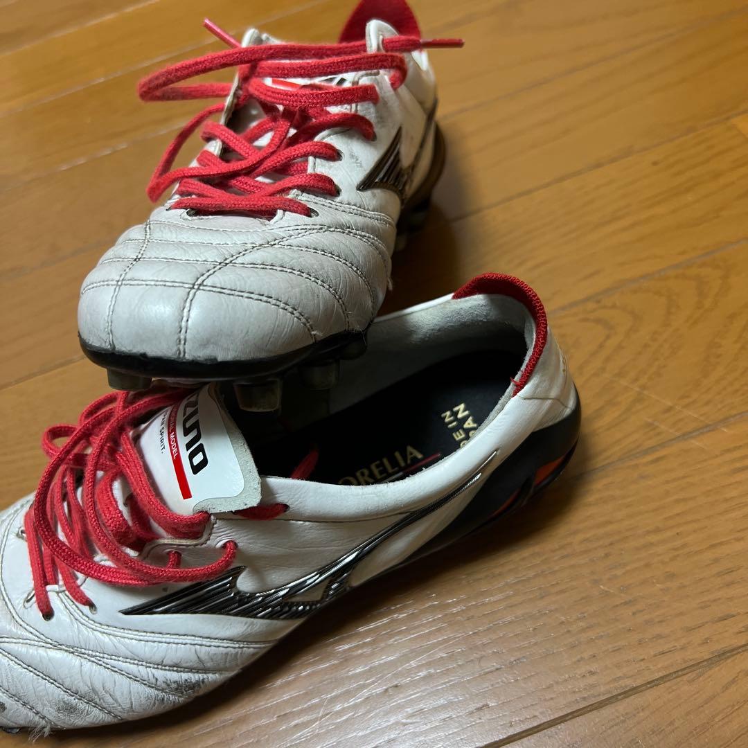Mizuno Morelia Neo サッカーシューズ ホワイト/レッド