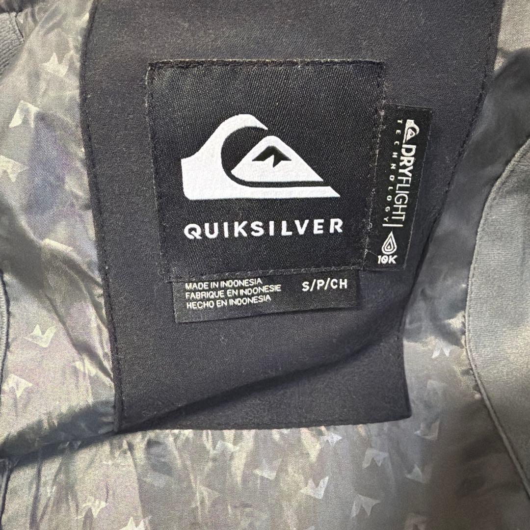 Quiksilver スノボードウェア