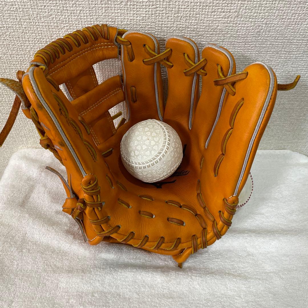 ミズノ グローバルエリート オーダー軟式 内野手　耕作印