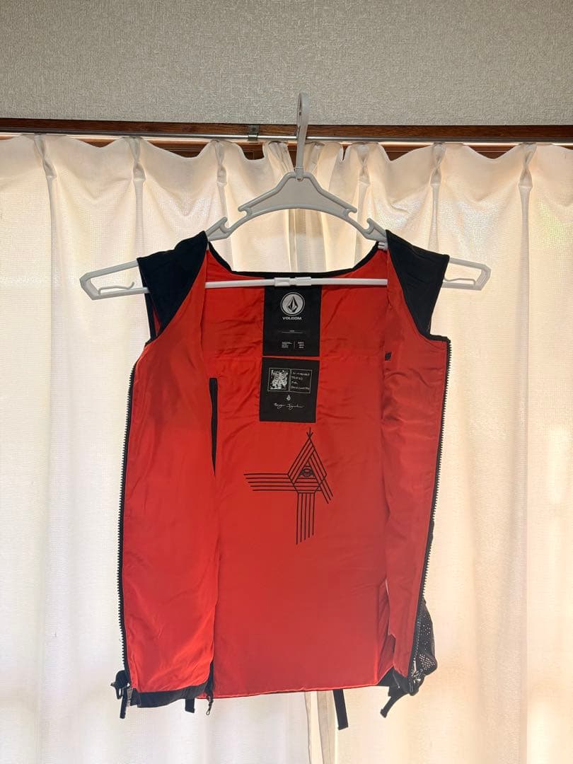 新品タグ付き！Volcom ベストIGUCHI SLACK VEST Lサイズ