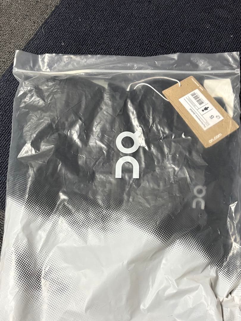 【新品未使用】performance jacket s