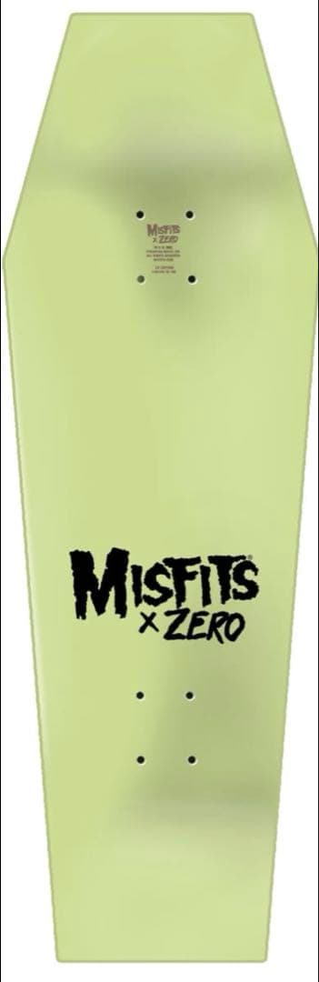 100個限定MISFITS×ZERO蓄光棺桶型スケートボード！