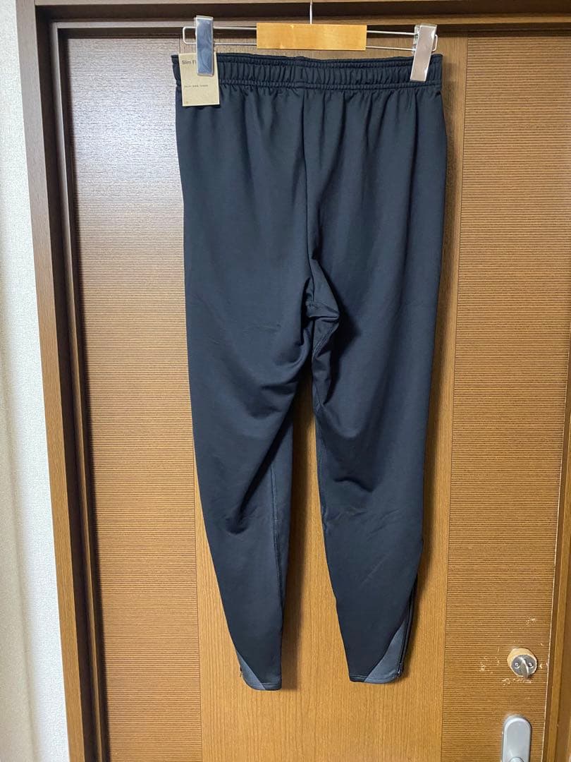 ナイキ　ストライクドリルトップ1/2ジップトップ & パンツ