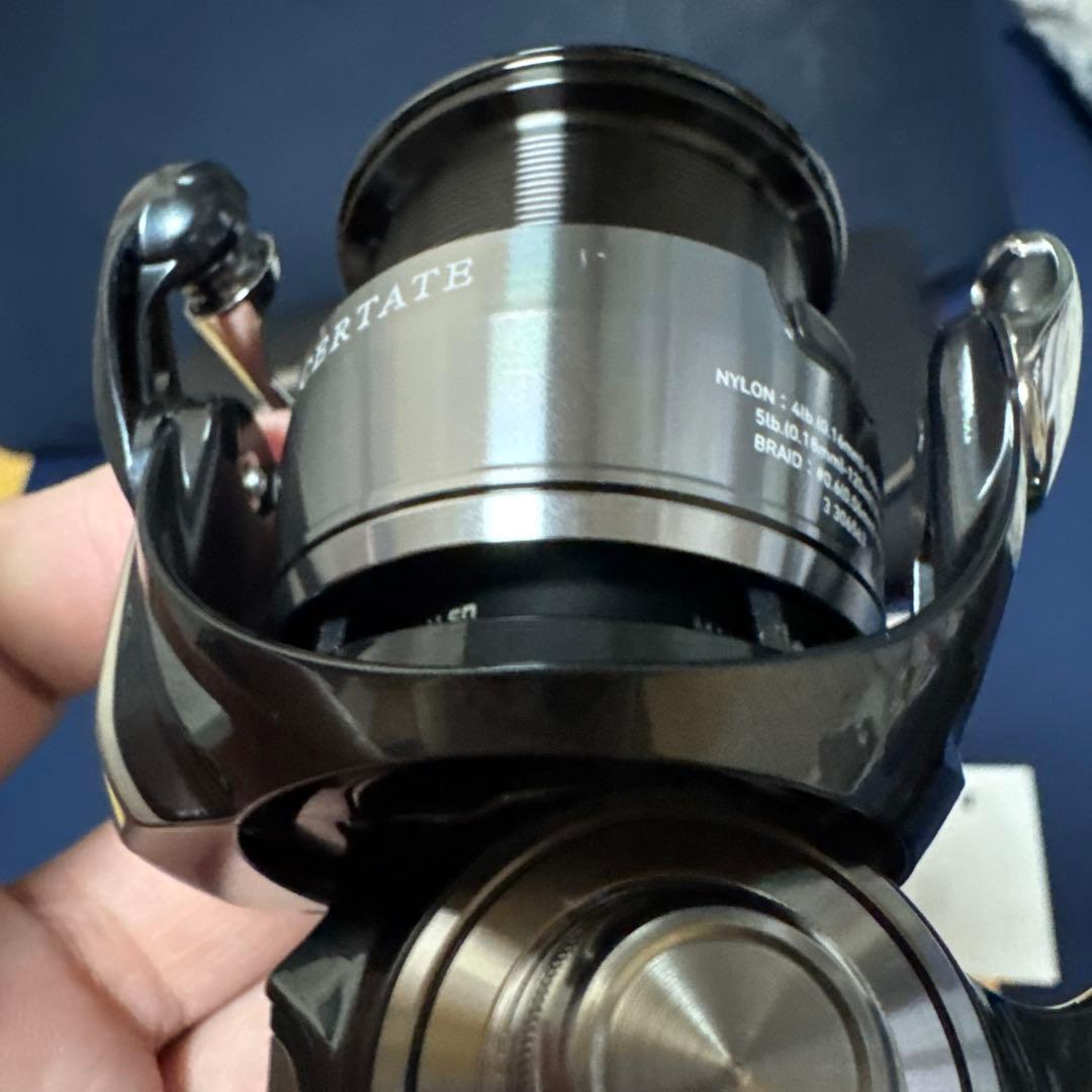 リール 24CERTATE FC LT2500S