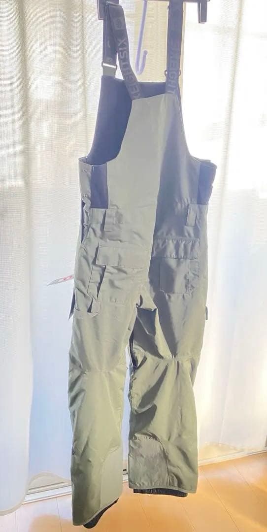 未使用！686ビブパンツ　MENS Mサイズ