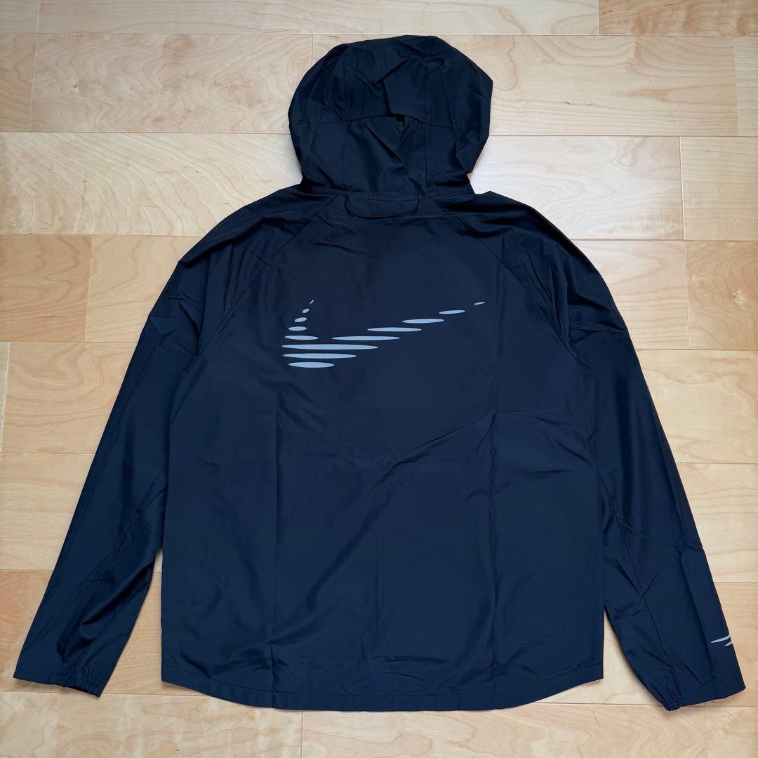 NIKEナイキ　ランニングジャケット　ウィンドブレーカー　黒　ブラック　XL新品