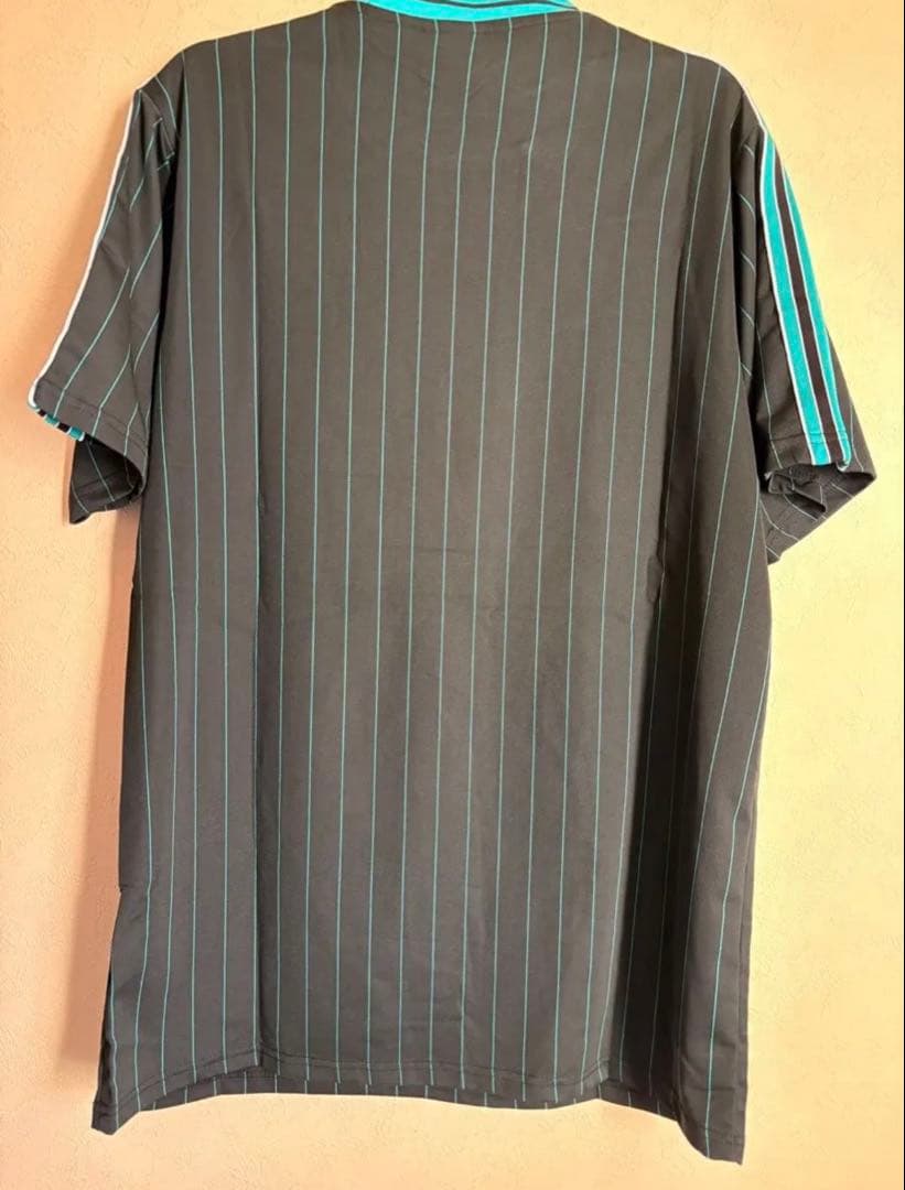 Liverpool 【新品未使用】TERRACE ICON ジャージー