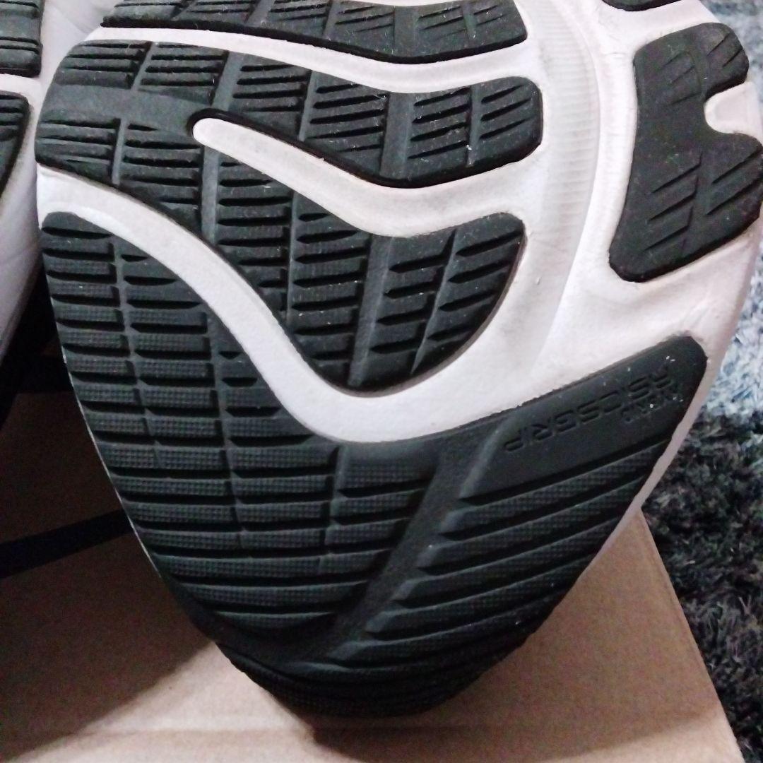 ASICS GEL-KAYANO 32 ゲルカヤノ32