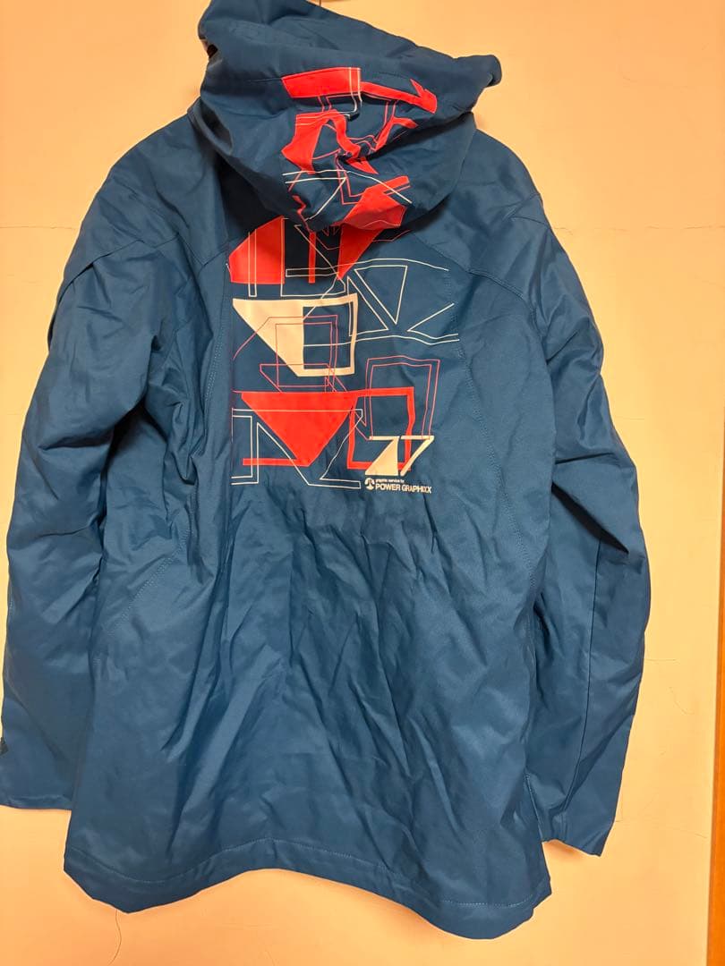デサントパワーグラフィック　スノーボードウェア