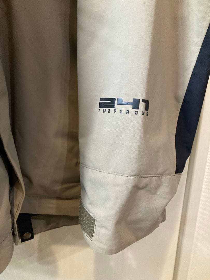 241 スノーボードウェア セットアップ　L