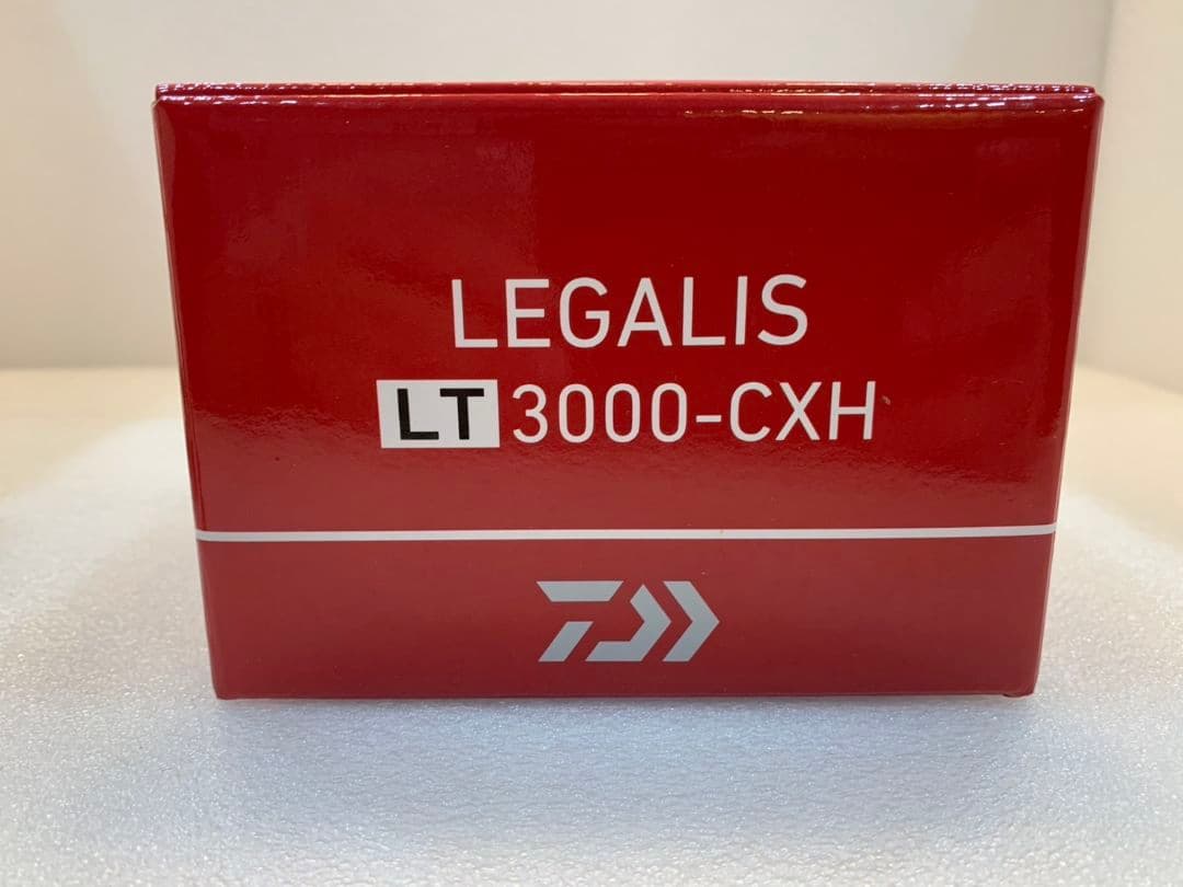 ダイワ　スピニングリール　18レガリス LT3000-CXH