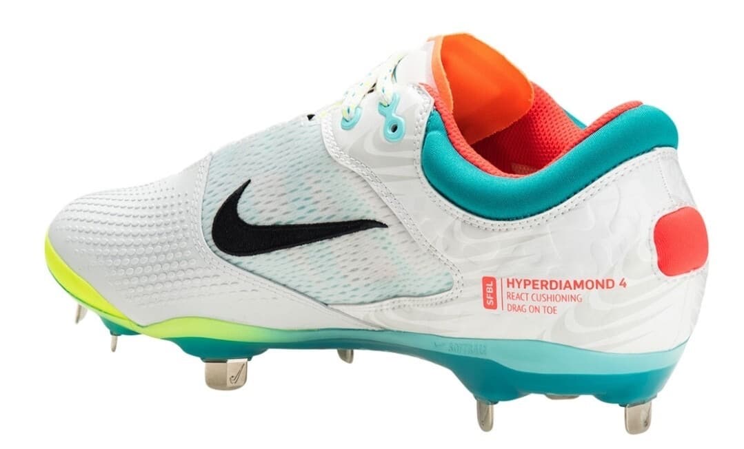 新品★USA国内限定発売モデル☆NIKE★Hyperdiamond 4★26cm