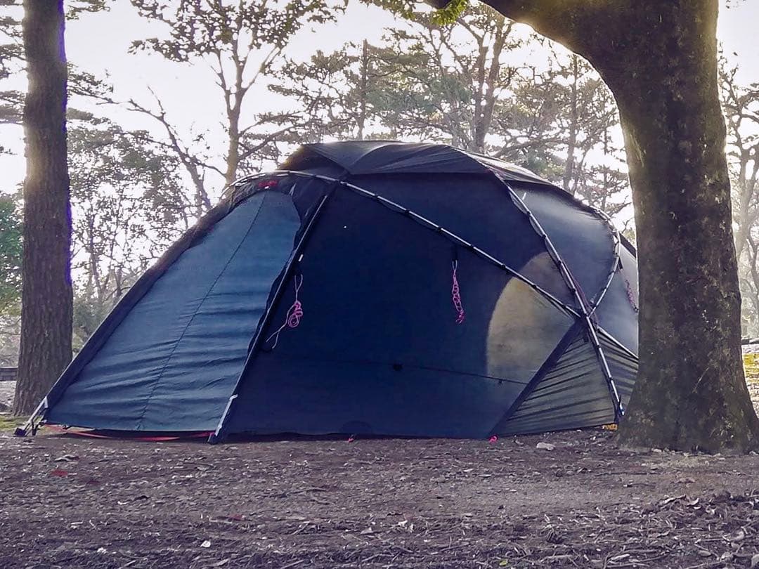 Hilleberg ヒルバーグ アトラス 濃いグリーン　エストニア製
