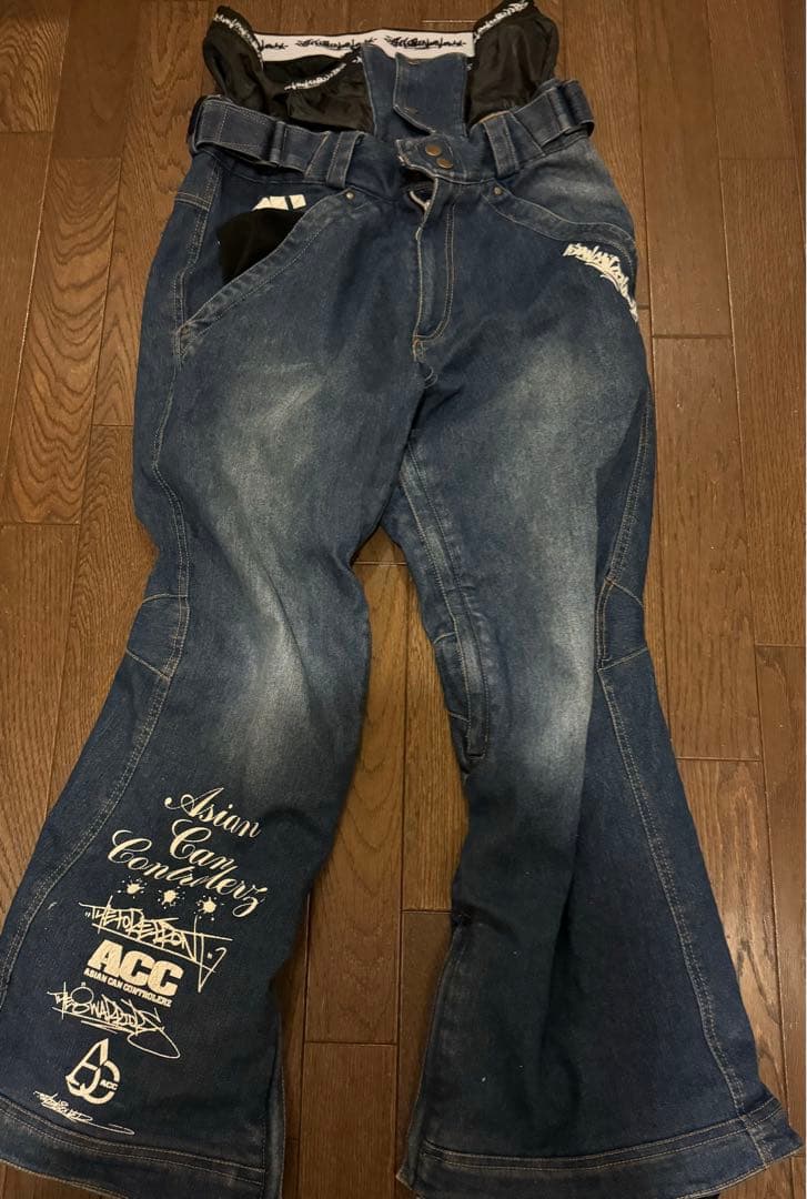 スキー　　スノボ　ウェア　上下セット