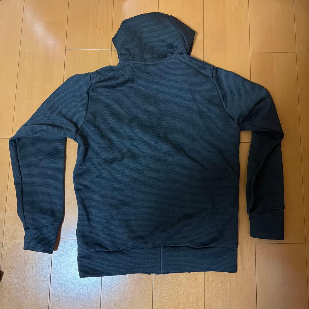 Oakley クロ上下セットアップル