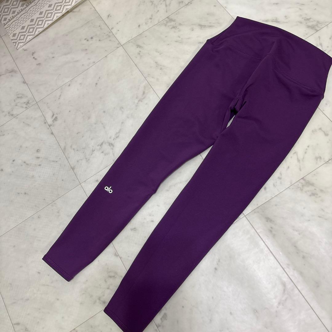 ALO Yoga パープルハイウエストレギンス