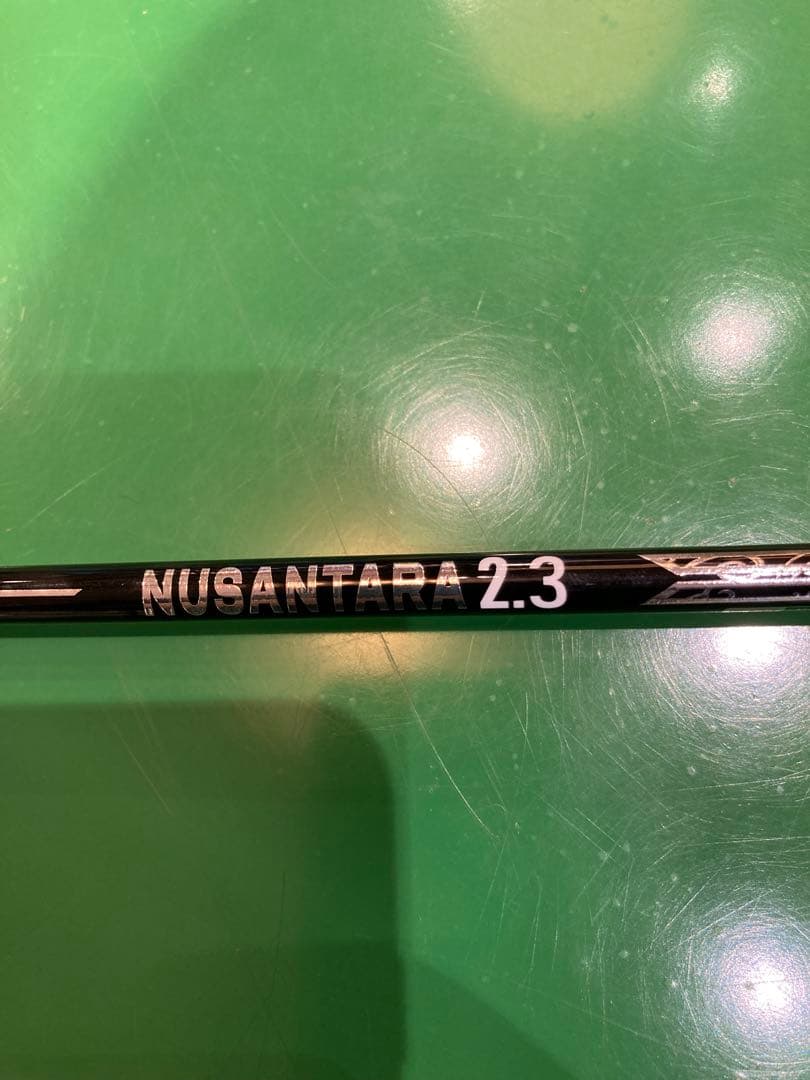 フライパワーバドミントンラケット NUSANTARA 2.3 (DEFENSE)