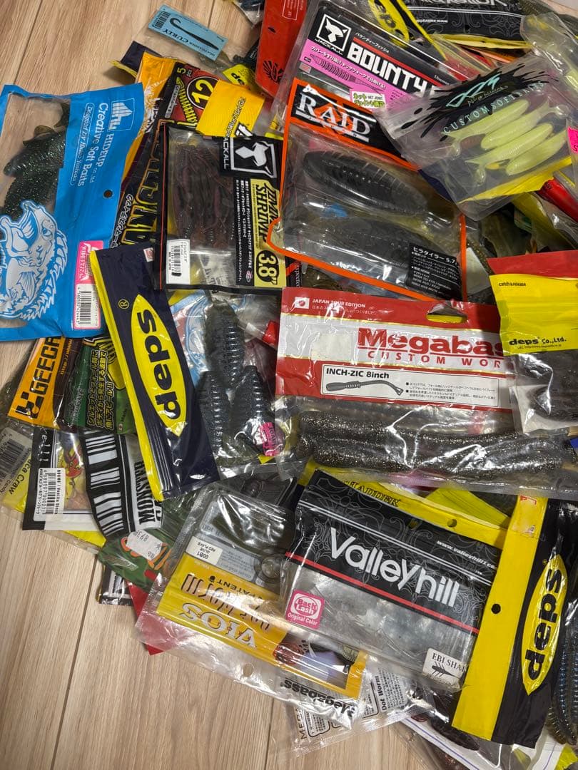 バス釣り　ワームセット　大量300パック以上　メーカー物　1