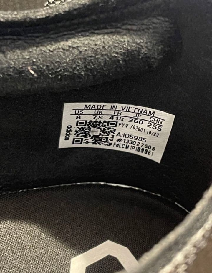 adidas ADIZERO BOSTON 12M ランニング　26.0cm