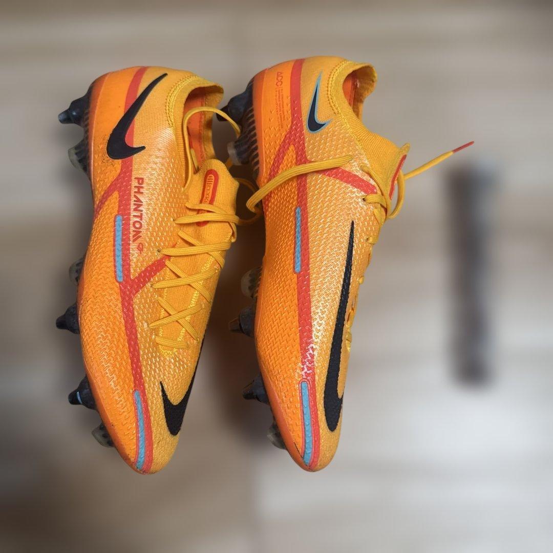 Nike Phantom サッカーシューズ オレンジ