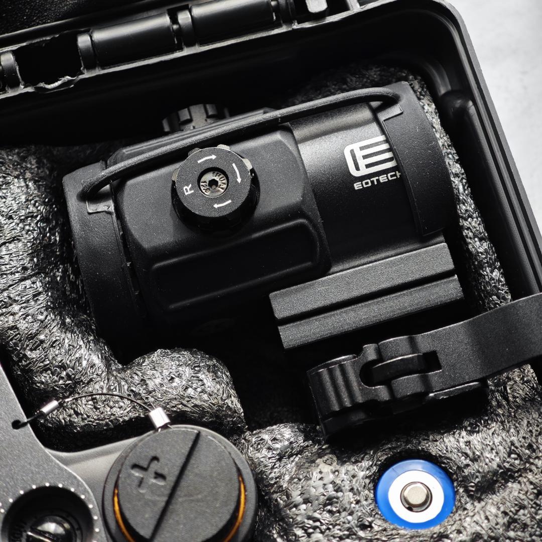 新品 EoTech EXPS3 ホロサイト G43 実物仕様ケース