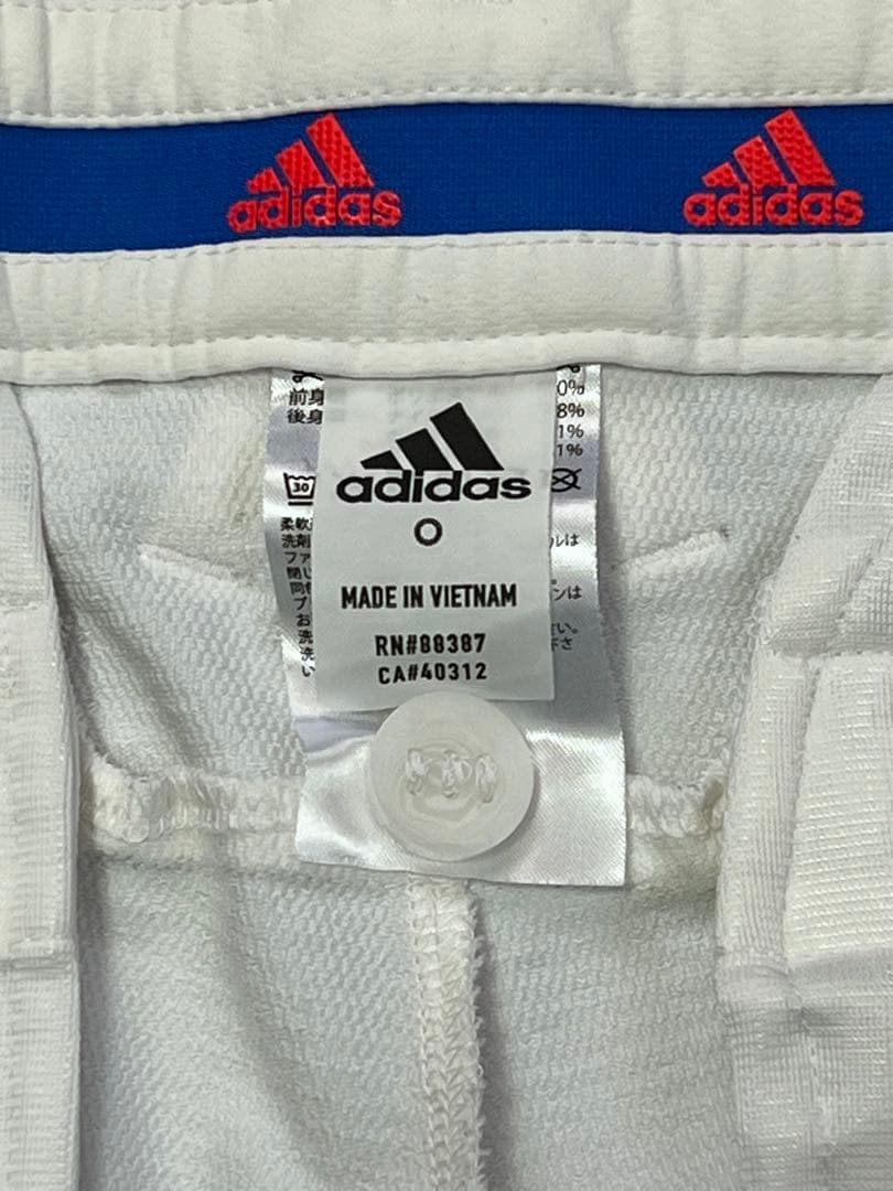 adidas ホワイト キルティングパンツ