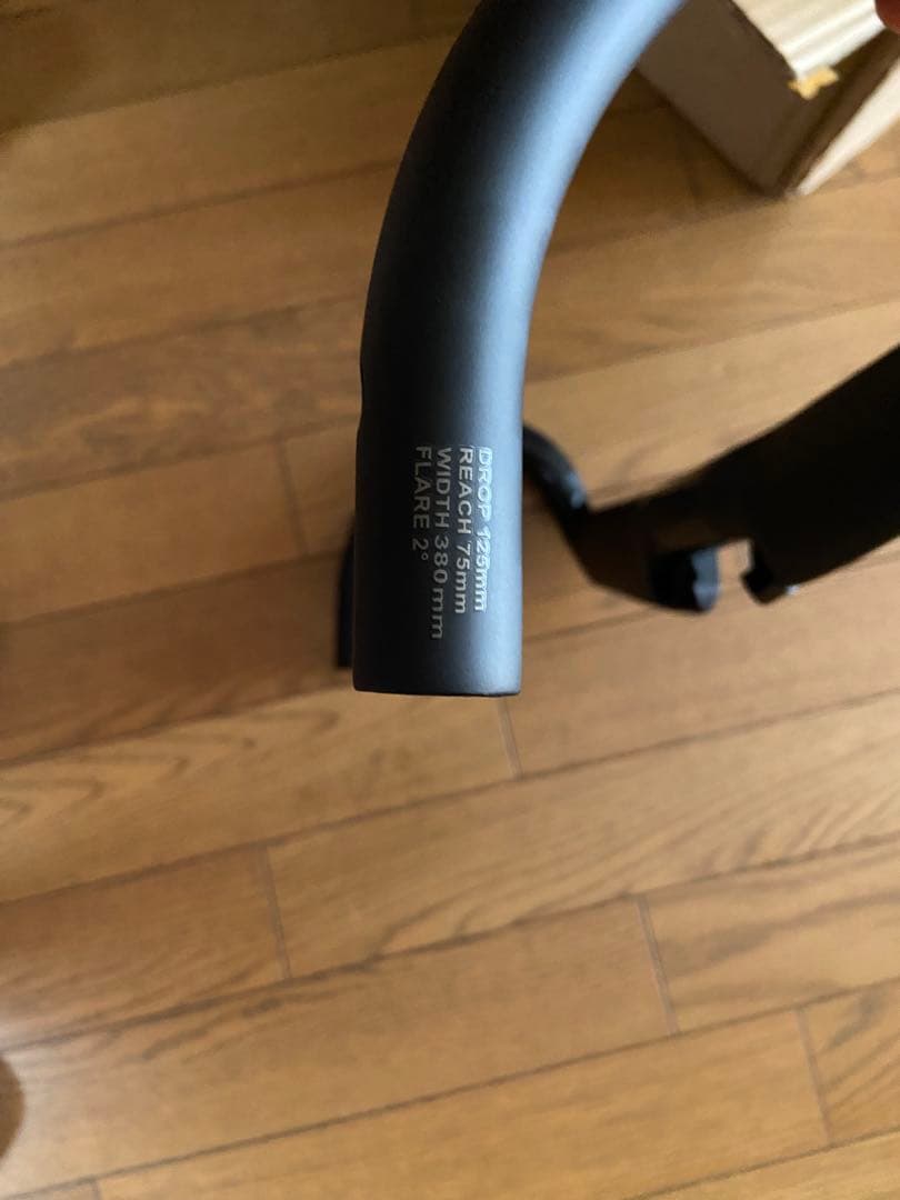 ロードバイク　カーボンハンドル　380mm