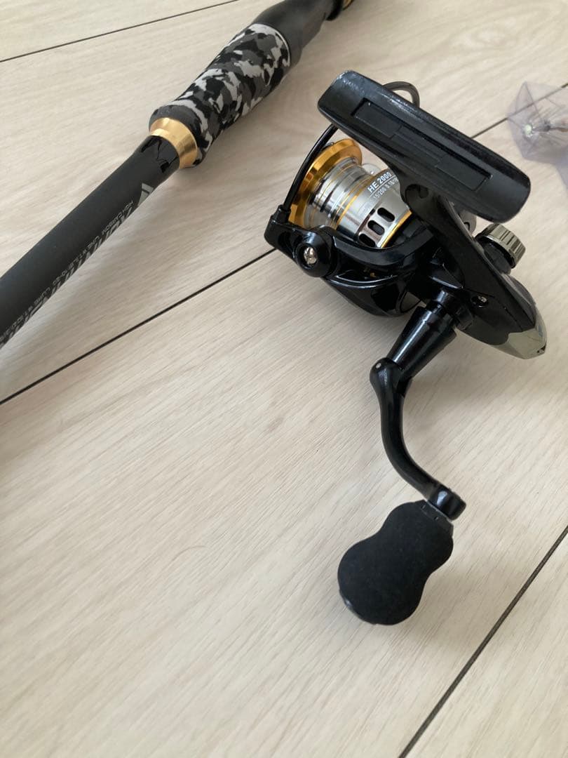モバイルロッド2.7m 2000番リール　エギ＆ルアー　この夏釣れちゃいますよ