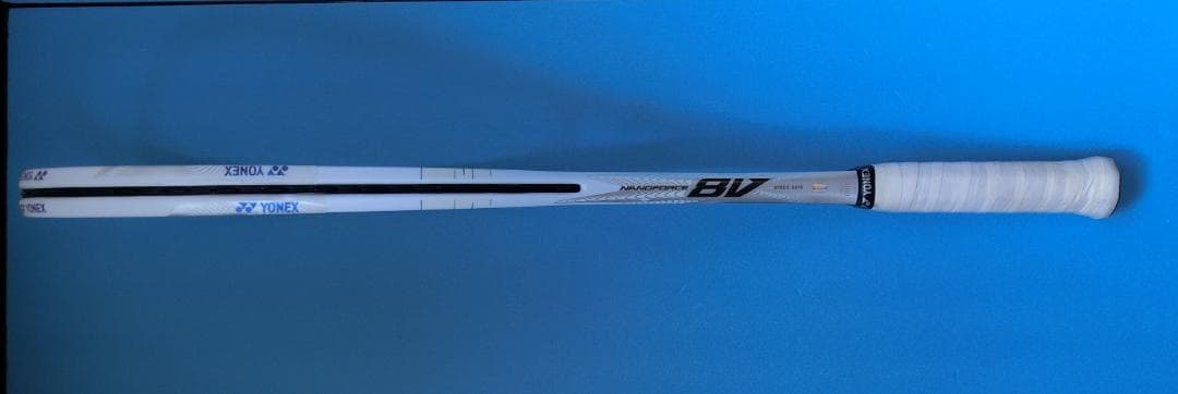 【美品】名器　YONEX ヨネックス NANOFORCE 8V 白 ソフトテニス