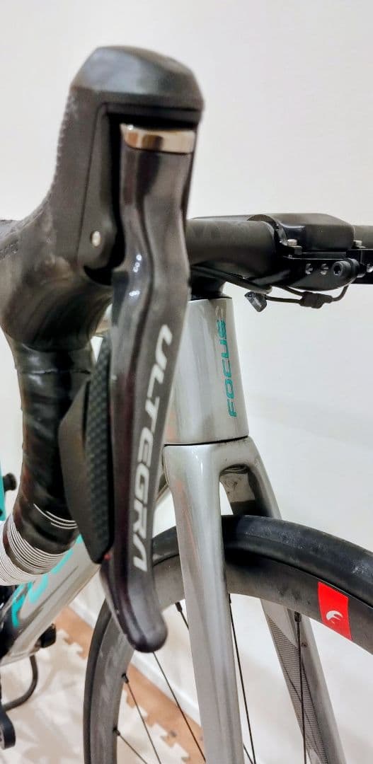 自転車本体 FOCUS IZALCO MAX DISC 9 2019 ULTEGRA Di2