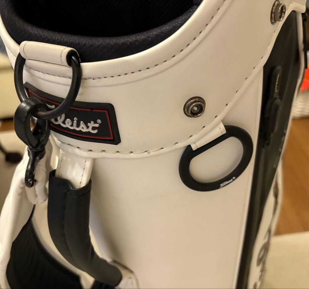 Titleistエリートパフォーマンス５ステイドライ キャディバッグ ホワイト白