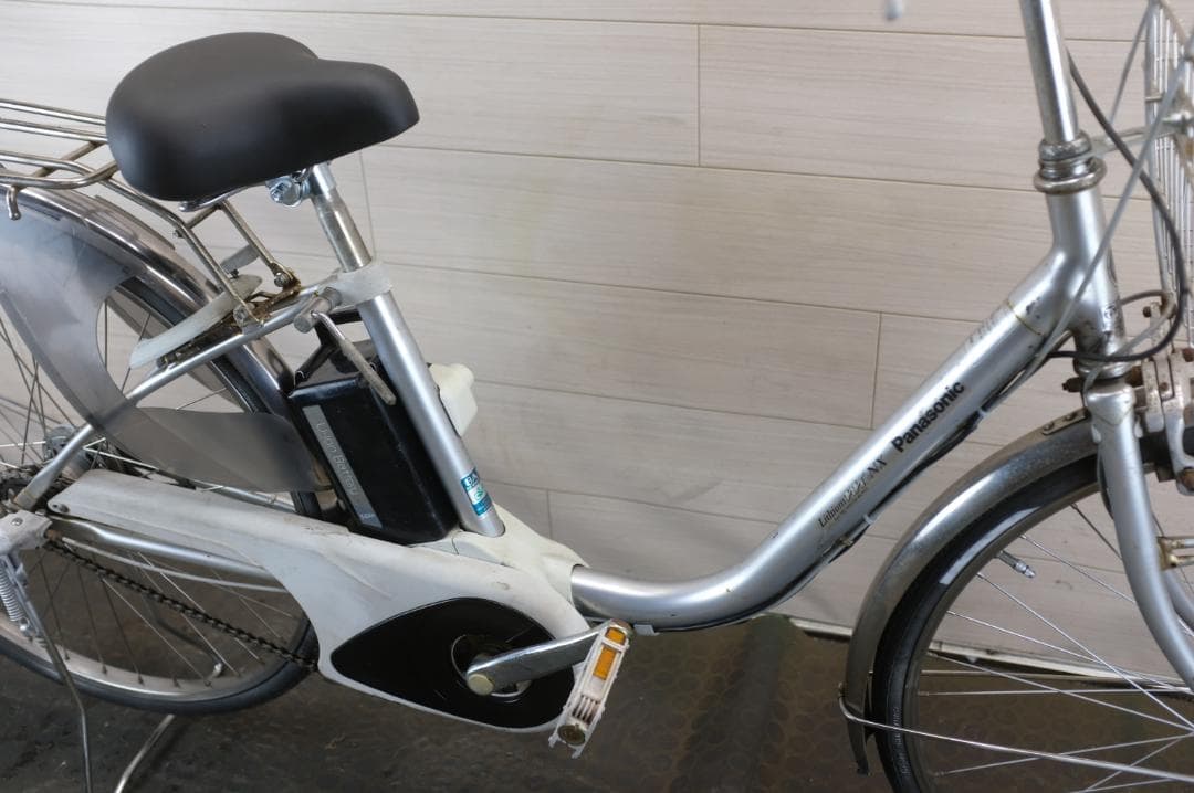 電動自転車 パナソニック　26インチ　3段　6.6Ah充電器あり