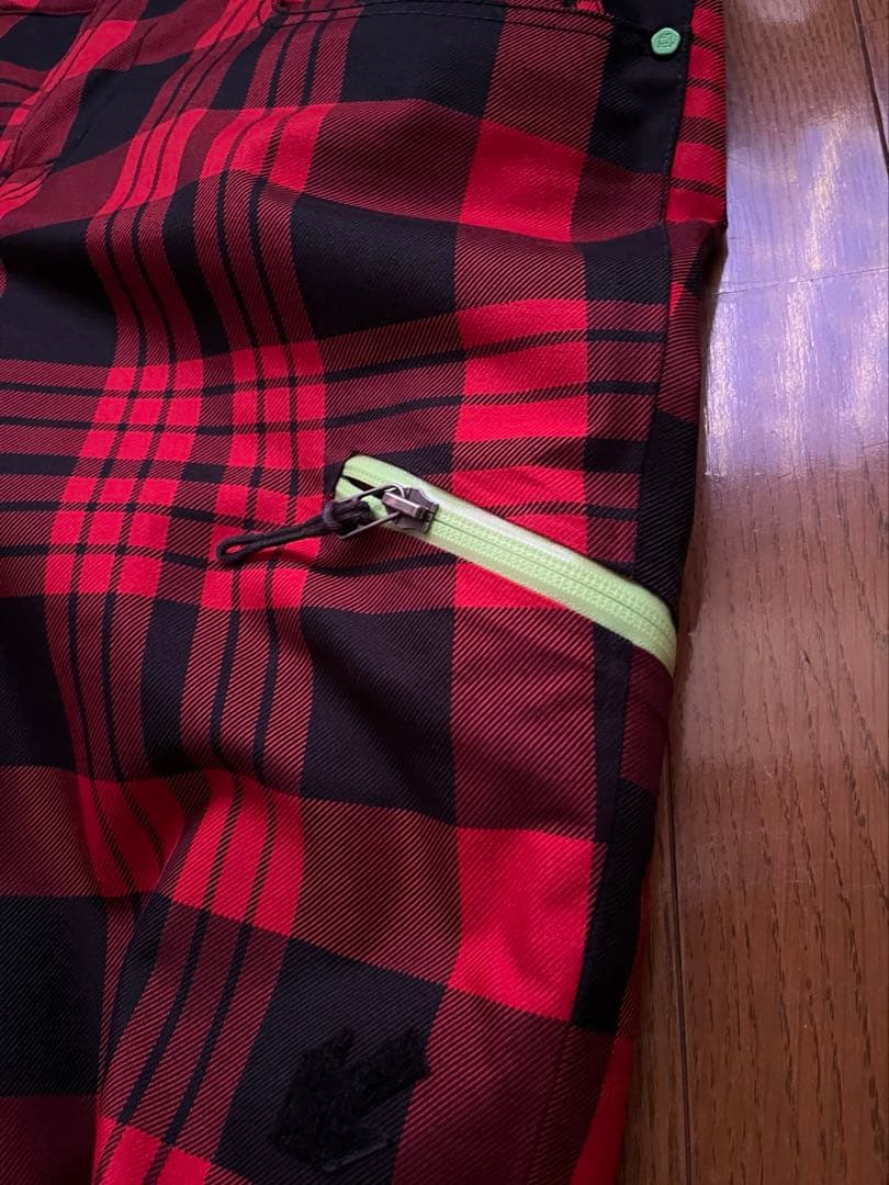 REW スノーボードウェア パンツ レッドチェック sizeM ベルト付き