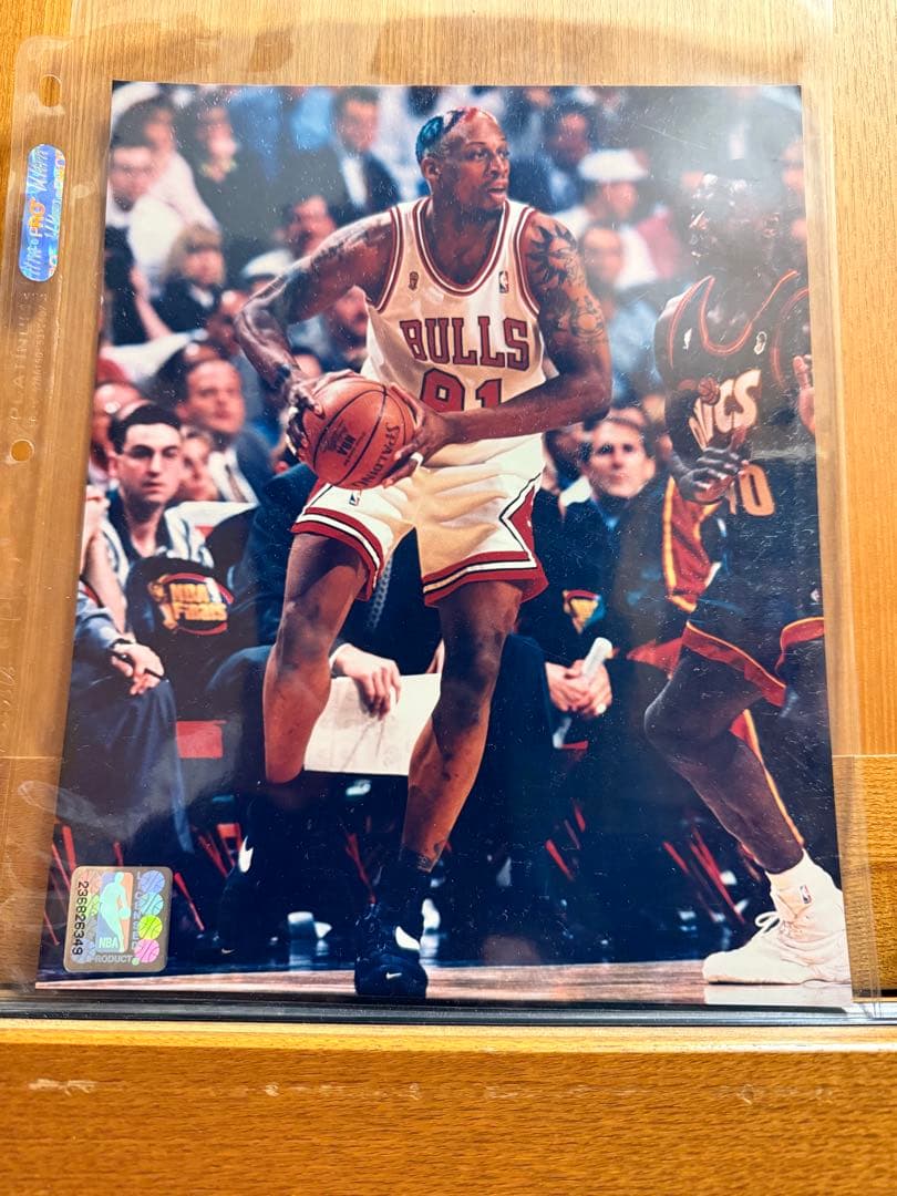 【新品同様】NBA公式 8x10 ブルズ　ピッペン＆ロッドマン　フォト集